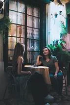 Sohbetin Eğlenceli Yüzü: Komik Anılarınızı Paylaşın